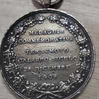 Medaglia arg. Comm.Terremoto Calabro Siculo 1908