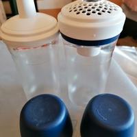 Tupperware zucchero e parmigiano