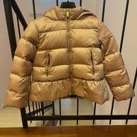 Piumino invernale con cappuccio