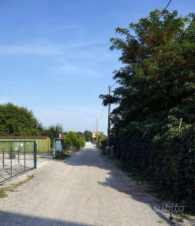 Immobile in asta di 3585 m² a Pozzo d'Adda - Vista 5