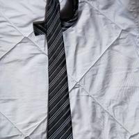 Cravatta uomo colore nero a righe