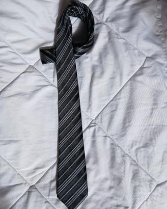 Cravatta uomo colore nero a righe