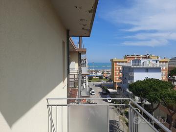 Bilocale Climatizzato con Vista Mare
