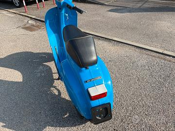 Vespa 50