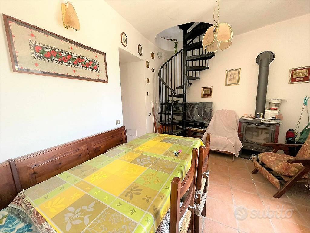 Rustico / Casale di 137 m² con 4 locali a Salsomag - Vista 3