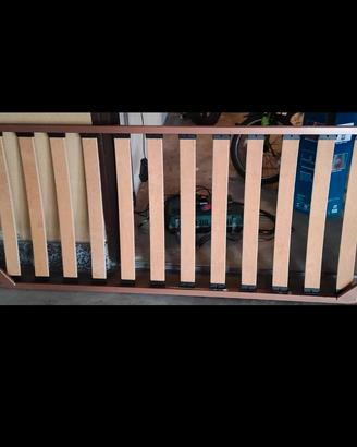 Rete con doghe in legno con piedini