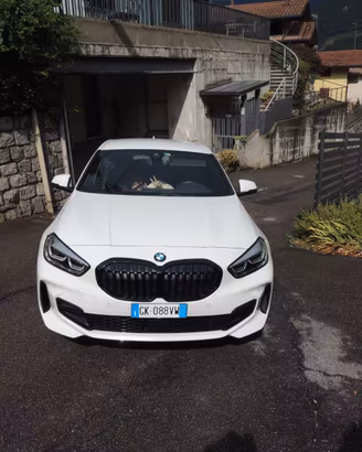 BMW 118i anno 2022 allestimento M Sport