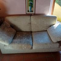 Divano 2 posti