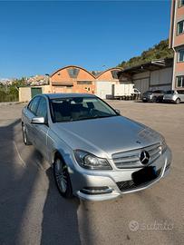 Mercedes benz c200