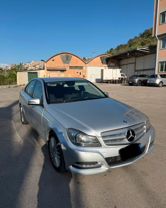 Mercedes benz c200