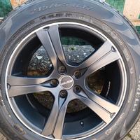 cerchi Tiguan 17" con gomme 4 stagioni Pirelli 