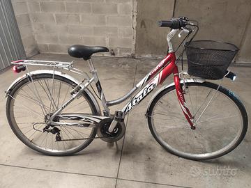 bici 28" donna Atala in alluminio 
