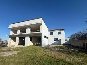 CAPANNONE A GRISIGNANO DI ZOCCO