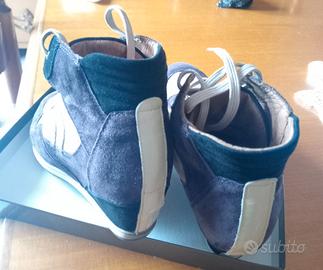 Scarpe in camoscio Geox 