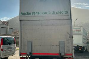 Furgone sponda idraulica