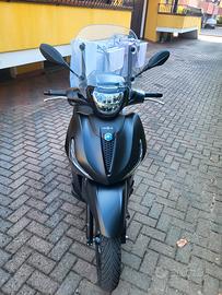 beverly 400hpe deep black