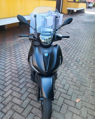 beverly 400hpe deep black