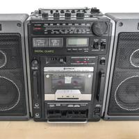 HITACHI TRK-9150W PORTABLE STEREO CASSETTERECORDER