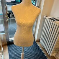 Manichini da donna mezzo busto