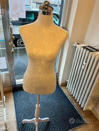 Manichini da donna mezzo busto