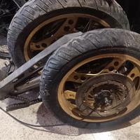 Forcella, cerchio anteriore e posteriore Honda VF