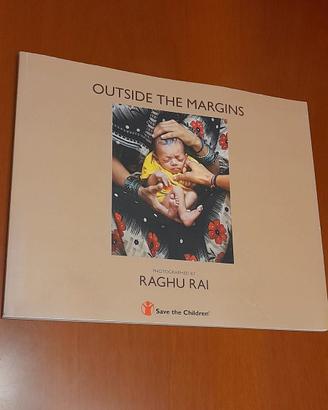 Fotolibro "Outside the Margins"