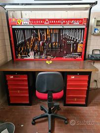 Banco cassettiera parete attrezzata Beta Ferrari