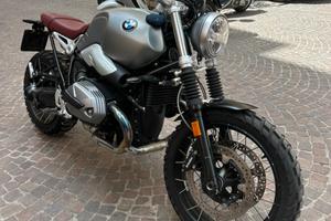 BMW R nine-t scrambler