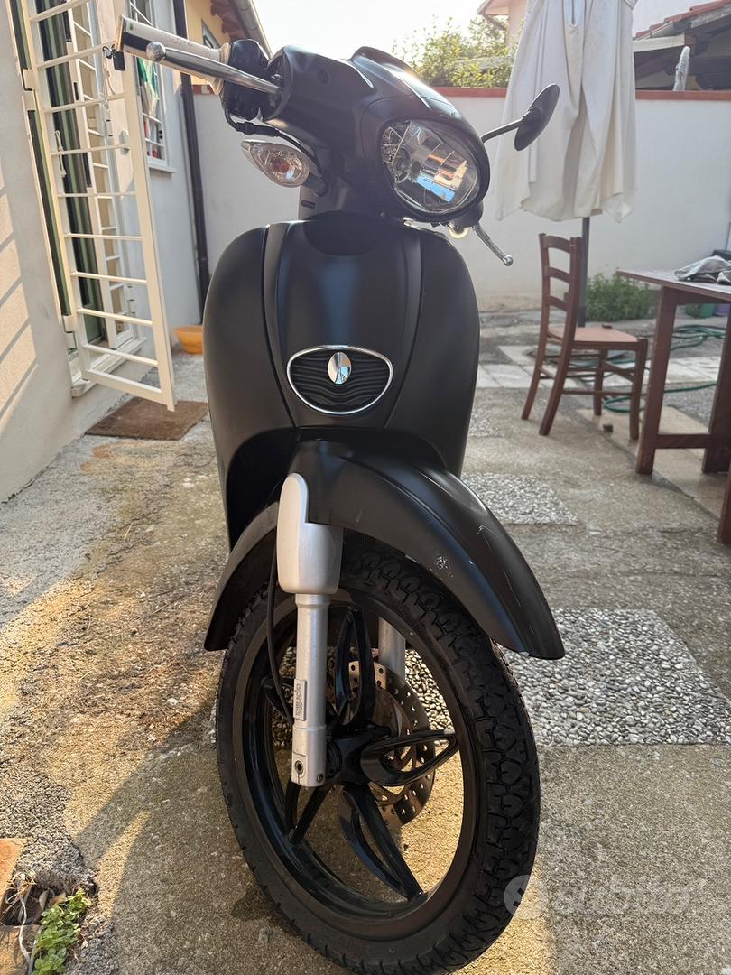 Motorino Scarabeo Nero Usato Scarabeo 50 Tempi Usato Scooter Usato
