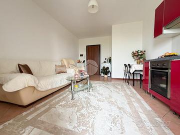 3 LOCALI A MONTICHIARI