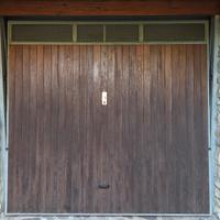 Porta basculante garage e porticina taverna