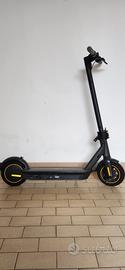 Monopattino Elettrico Segway Ninebot Max G30E II