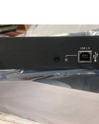DN32 LIVE USB