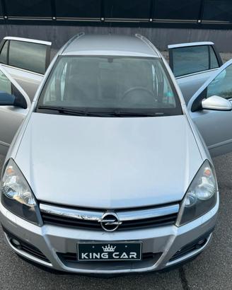 Opel Astra 1.6 16V Twinport Station Wagon Cosmo