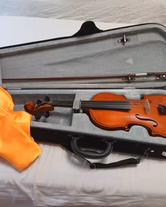 Violino 3/4 con custodia ed archetto