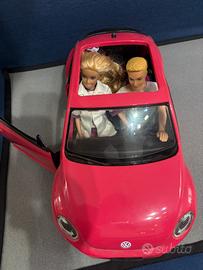 Macchina Barbie maggiolone+ken+barbie