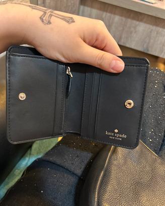 portafoglio di kate spade modello lena small bifod