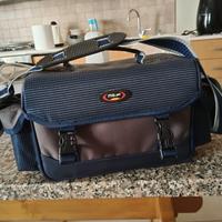 Borsa porta macchina fotografica (mai usata) color