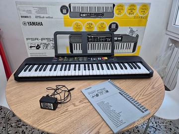 Tastiera Yamaha PSR-F52 61 tasti