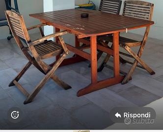 Tavolo con 3 sedie