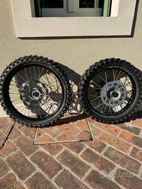 Cerchi SMPro platinum gommati completi yamaha