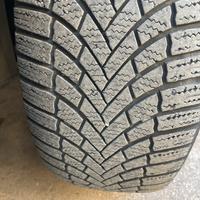Pneumatici invernali 235/55-18