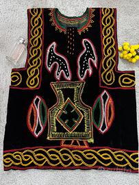 Abito traditionnele del Cameroun-Bamenda