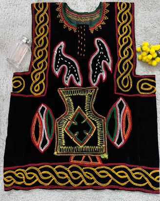 Abito traditionnele del Cameroun-Bamenda