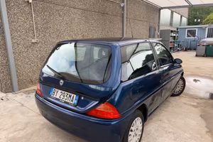 LANCIA Y ELEFANTINO 1.2 BENZINA CLIMA FUNZIONATE