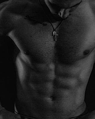 Italo-Cubano Dancer & Performer ?