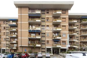 Luminoso Trilocale in zona Servita