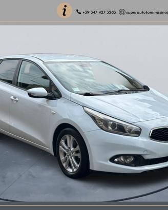 Kia Ceed 1.4 CRDi 5 porte GARANTITA 12 MESI