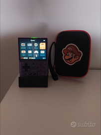 Miyoo Mini Plus + Custodia rigida + Dock station