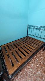 letto con rete ortopedica in legno